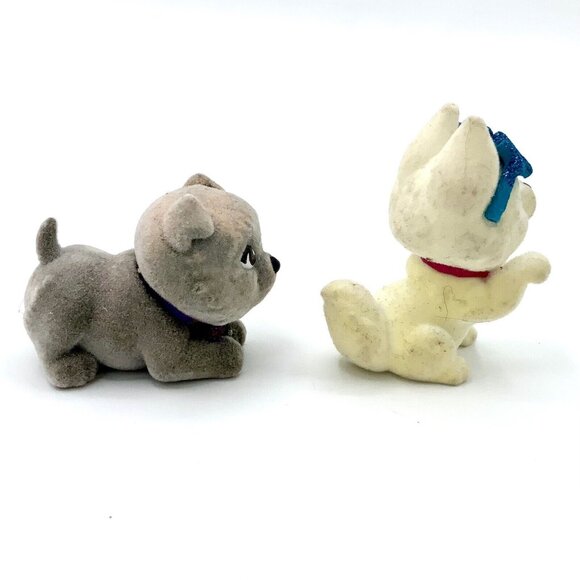 Miniature Flocked Dogs Figures Animal Puppies & Basket 1 1/4”-1 1/2” Lot Of 3 - Picture 4 of 15